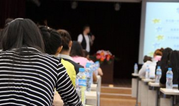 廣元市利州中等專業(yè)學(xué)校全景圖